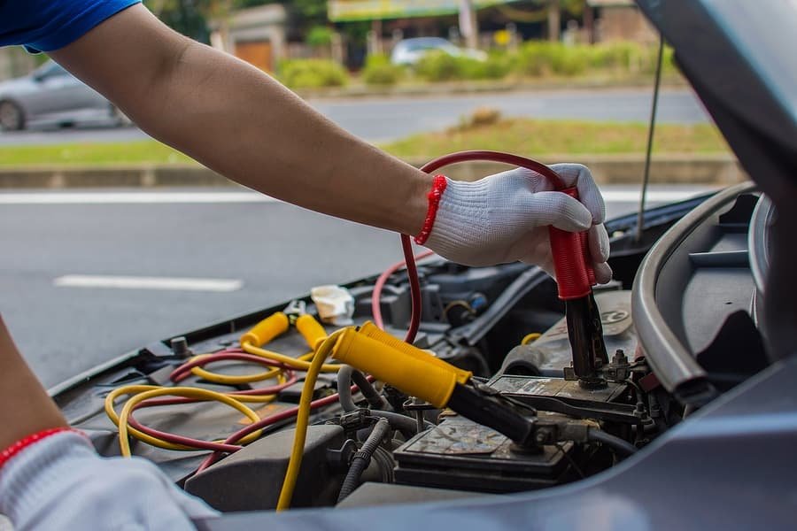What Drivers Should Know Before Calling for Help