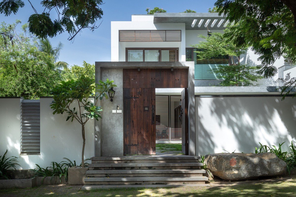 What Should You Check Before Buying a Villa for Sale in Bhawani Khera?