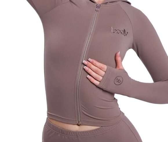 Body by Raven Fashion Brand: Creating Stylish Apparel for Modern Confidence