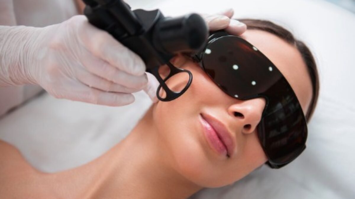 Fractional Laser Treatment in Dubai: What to Expect During the Treatment Process