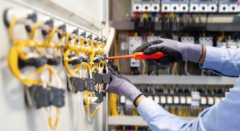 What Causes Lights to Flicker or Dim Unexpectedly?