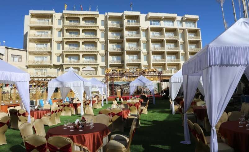 Hotel in leh near market offering Convenient Luxury Stays